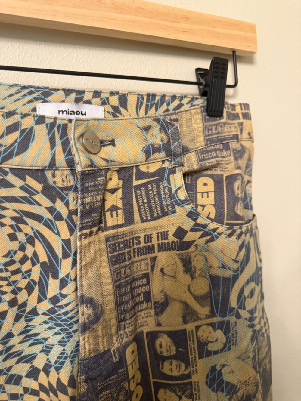 Miaou Fargo Pants Wanted Print XS Revolve Sold Out Graphic Barrel Leg High Rise - Picture 6 of 15